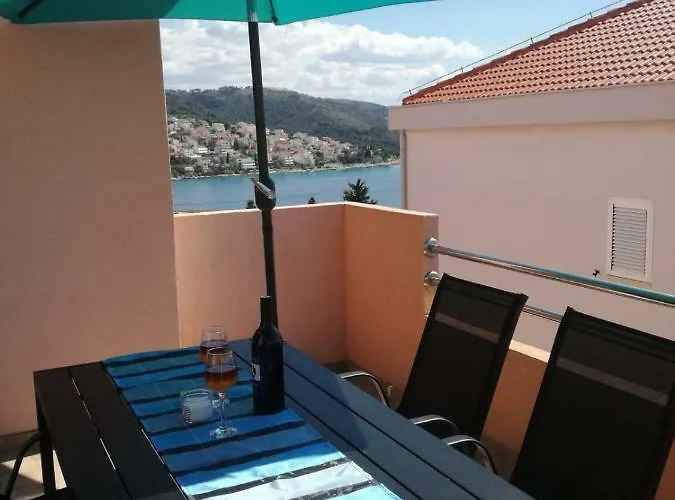 Lägenhet Adriatic Trogir